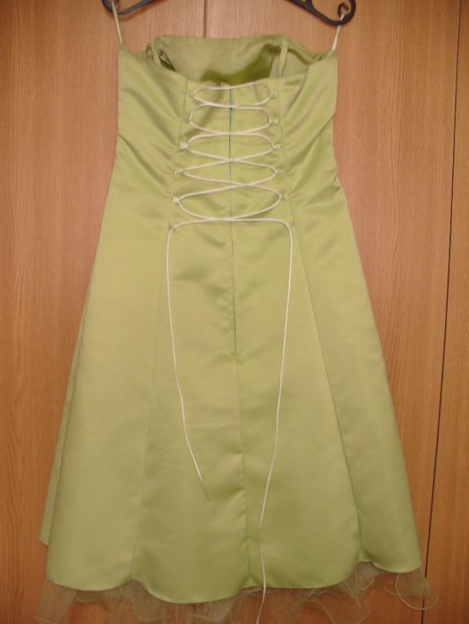 Rochie de gala din tafta verde fistic