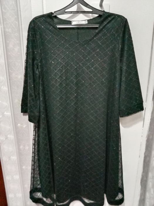 Продам платье недорого