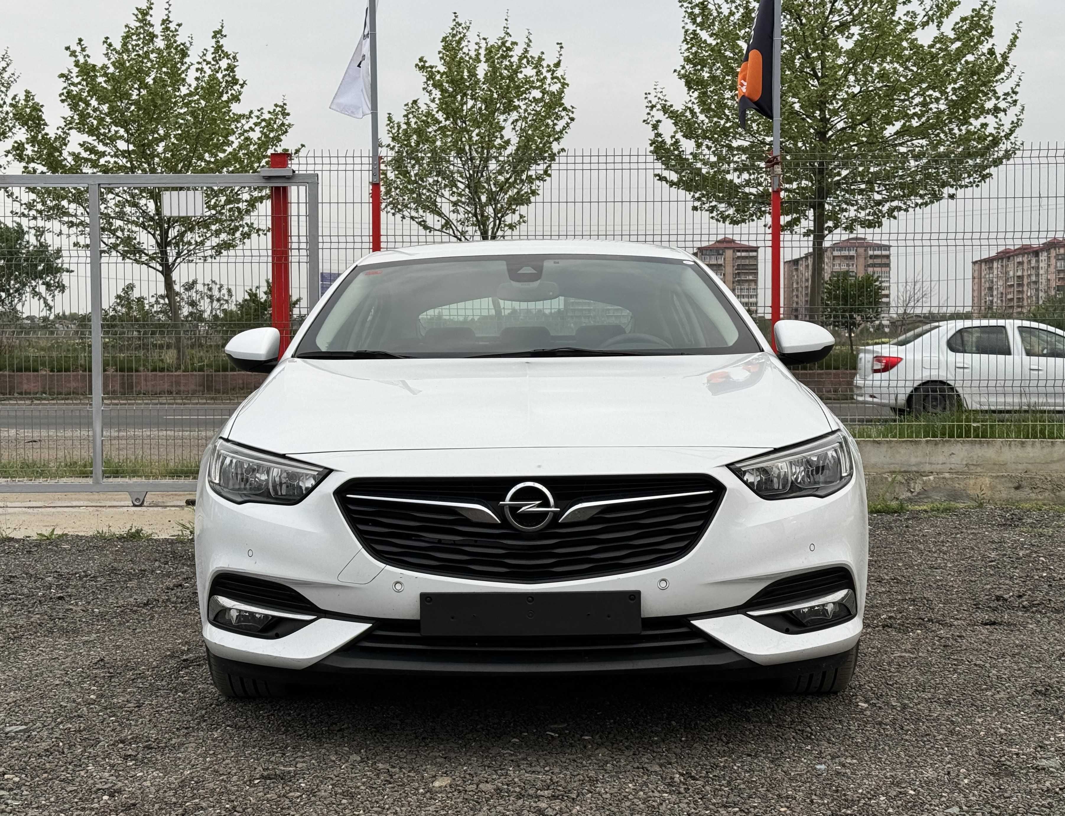 Opel Insignia 1.6CDTI/Garantie/Finantare/Leasing/Tva Inclus Deductibil