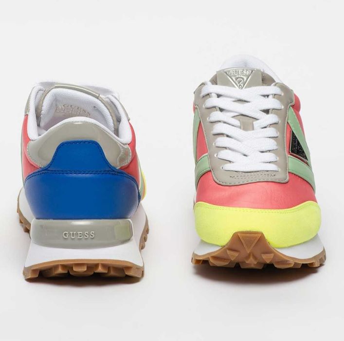 Маратонки марка Guess