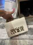 Оригинални чанти Versace