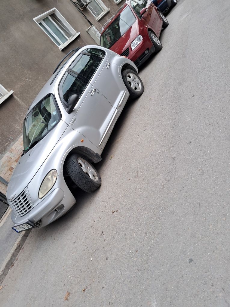 Crysler PT Cruiser