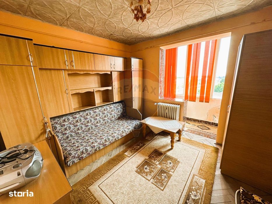 Apartament 2 camere complet decomandat – etaj 4 cu balcon și potențial