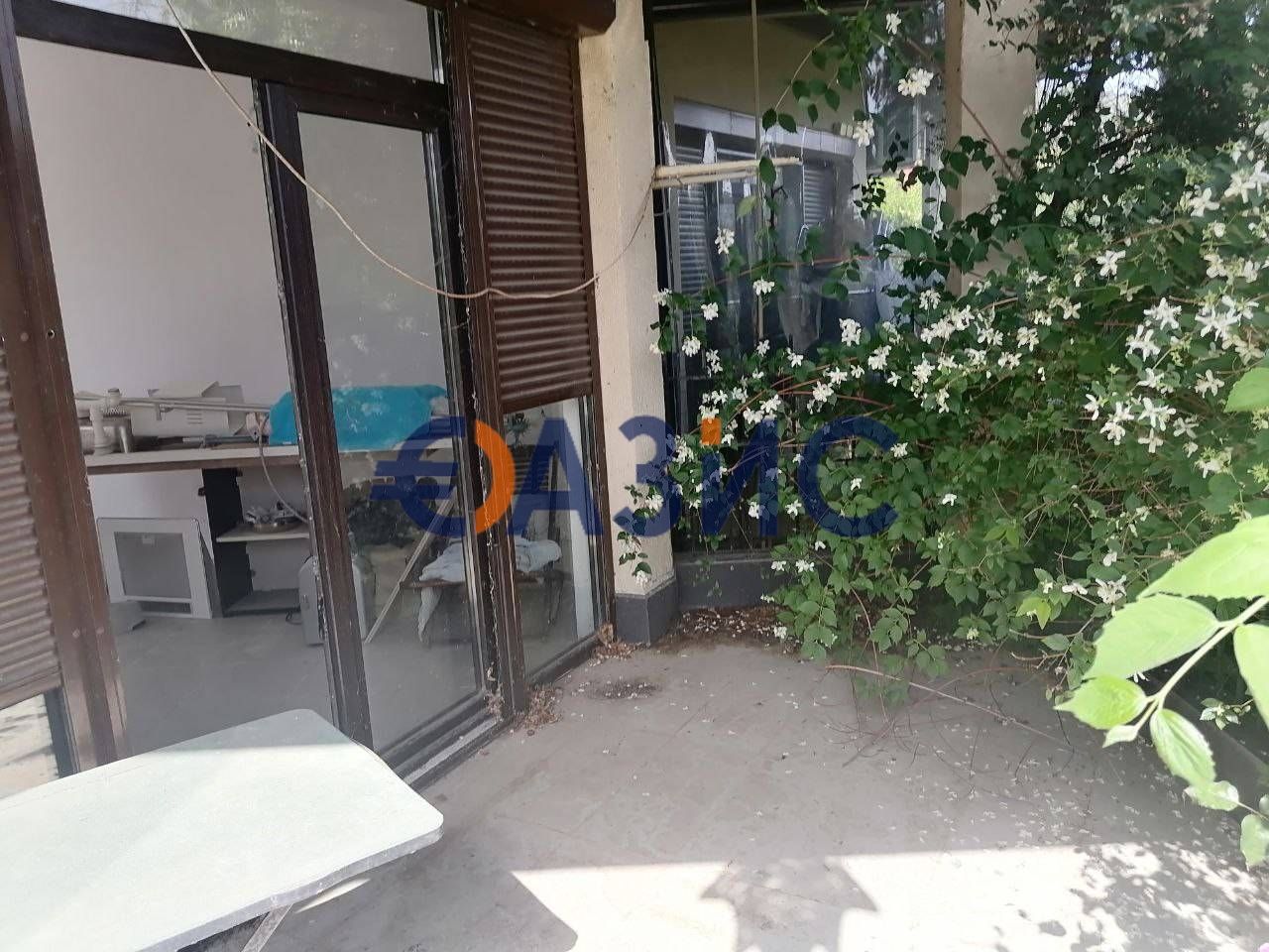Продава се Тристаен апартамент в с. Кошарица, Област Бургас - 132 кв.м за 910 €/кв.м - Снимка #12