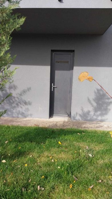 BOXA spre inchiriere in MRS Village