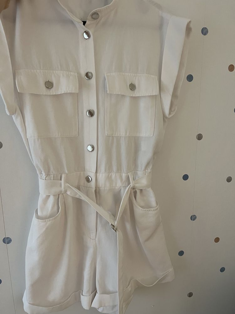 Нови гащеризони Zara, размер М и Xs