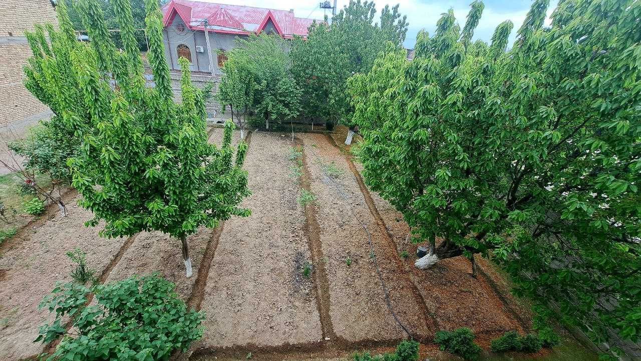 Уй сотилади. Продается дом. Янгиюл, Шердор.