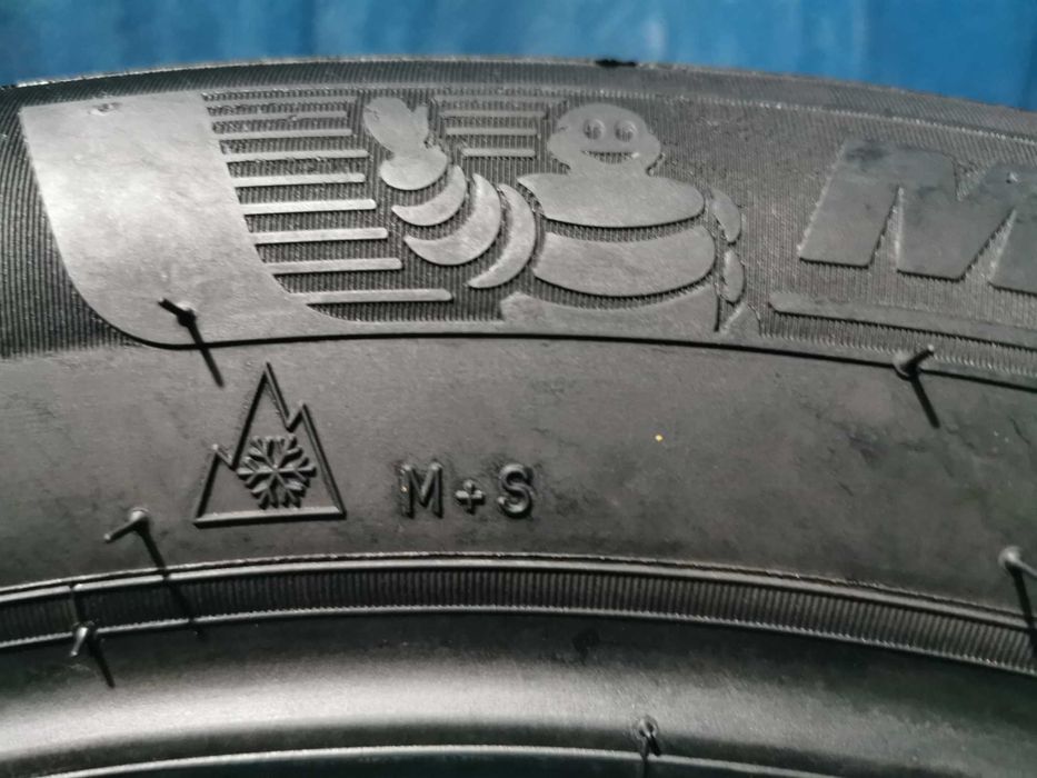 205 55 16 michelin m+s 4 buc