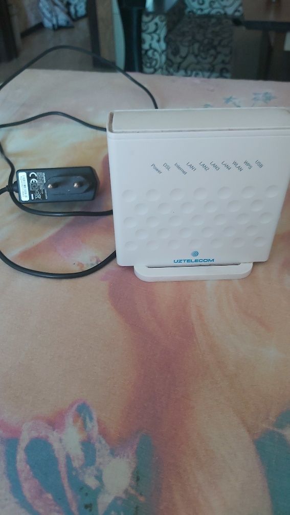 Wifi router Uzonline оптический роутер.