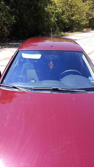 Продавам Нисан Алмера 1.8 / 116 HP