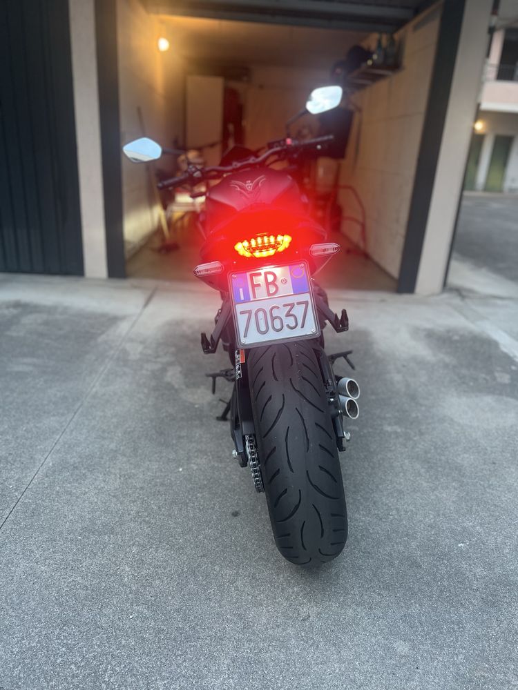 Honda CB 650 R 2023  /BlackEdition