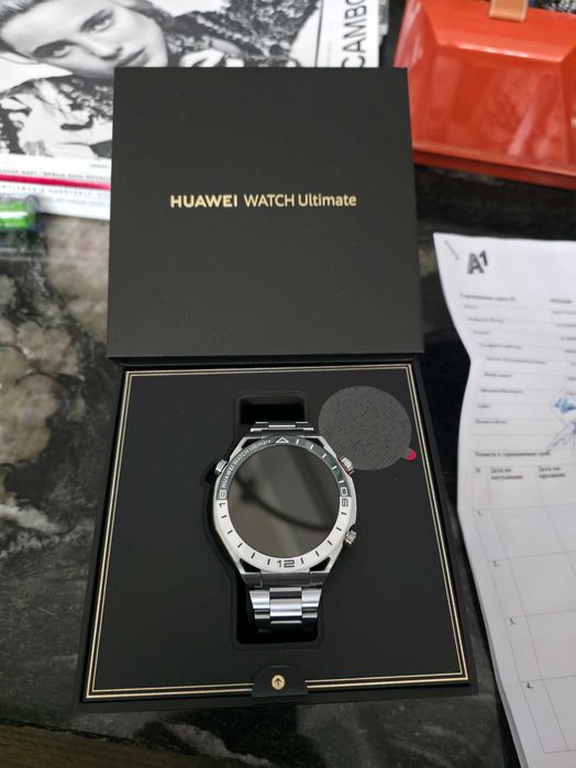 Huawei Watch Ultimate Green Titanium пълен комплект+Гаранция. КАТО НОВ