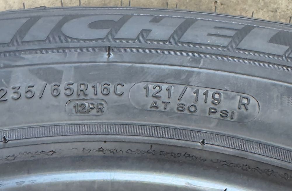 235 65R 16C Anvelope MICHELIN IARNA 23565R16C TOT ANUL 195 75R 16C NOI