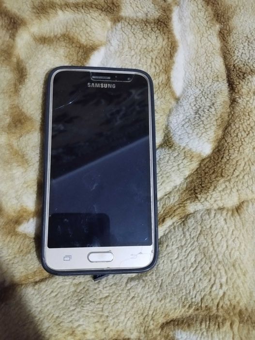 Продам смартфон Samsung j1 , Nokia
