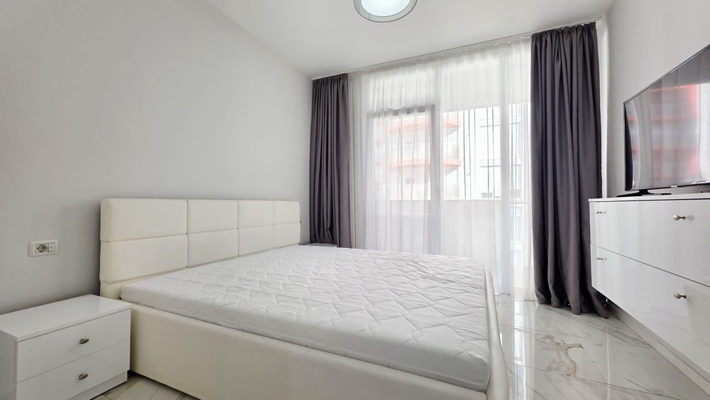 Proprietar închiriez apartament 3 camere Micalaca Malul Mureșului Arad