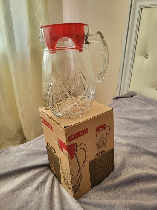 Продам новый графин