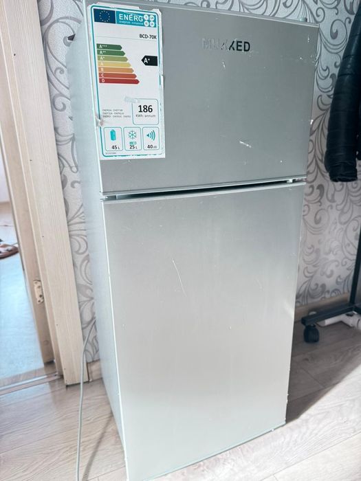 Продается холодильник