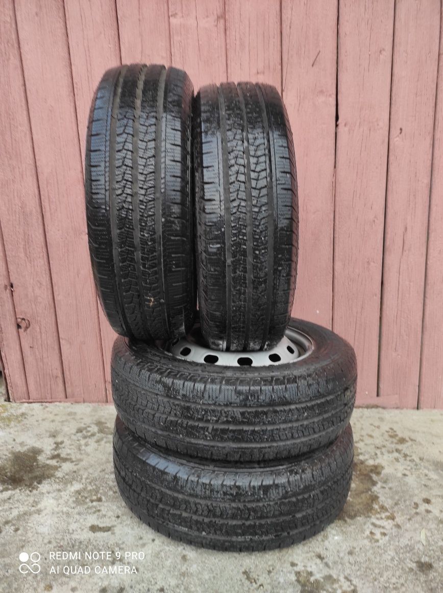 De vânzare anvelope 205/65 R 16 C iarna NOI Accept variante