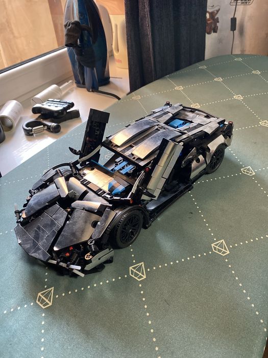 Продаю Лего машину не оригинал.Качественная