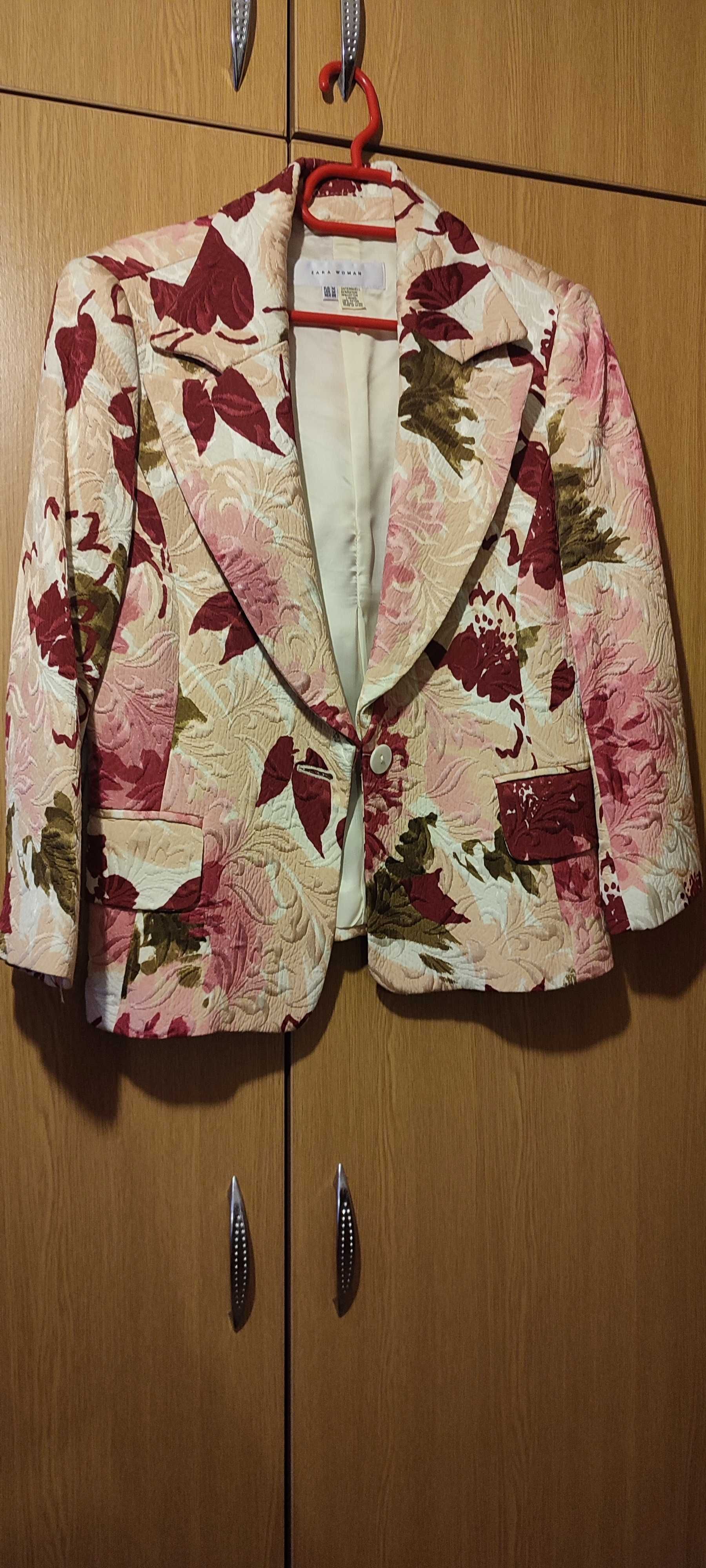 Sacou Zara woman, nou fără etichetă, mărimea M