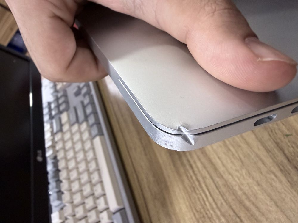 MackBook Pro. 256/16gb 15.4-дюйи