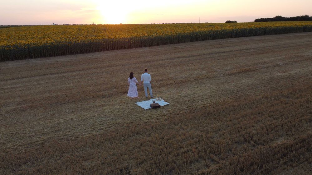 Ofer servicii profesionale foto/video cu drona + editari