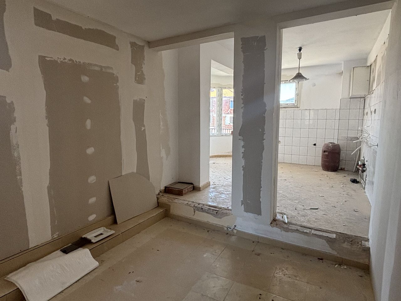 Продава се Тристаен апартамент в Петрич - 92 кв.м за 544 €/кв.м - Снимка #1