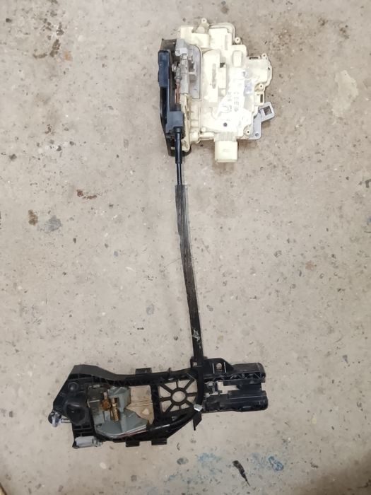 Трети стоп за Passat 6 комби