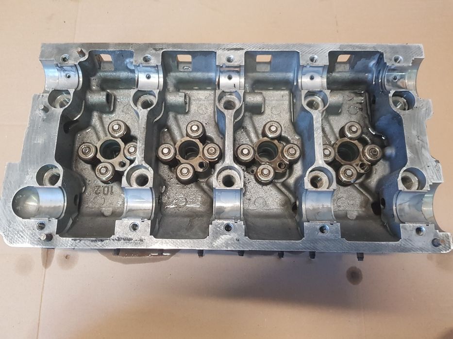 Глава за 2.0 TDI 16-клапана Помпа Дюза  2.0ТДИ Audi Vw Seat Skoda