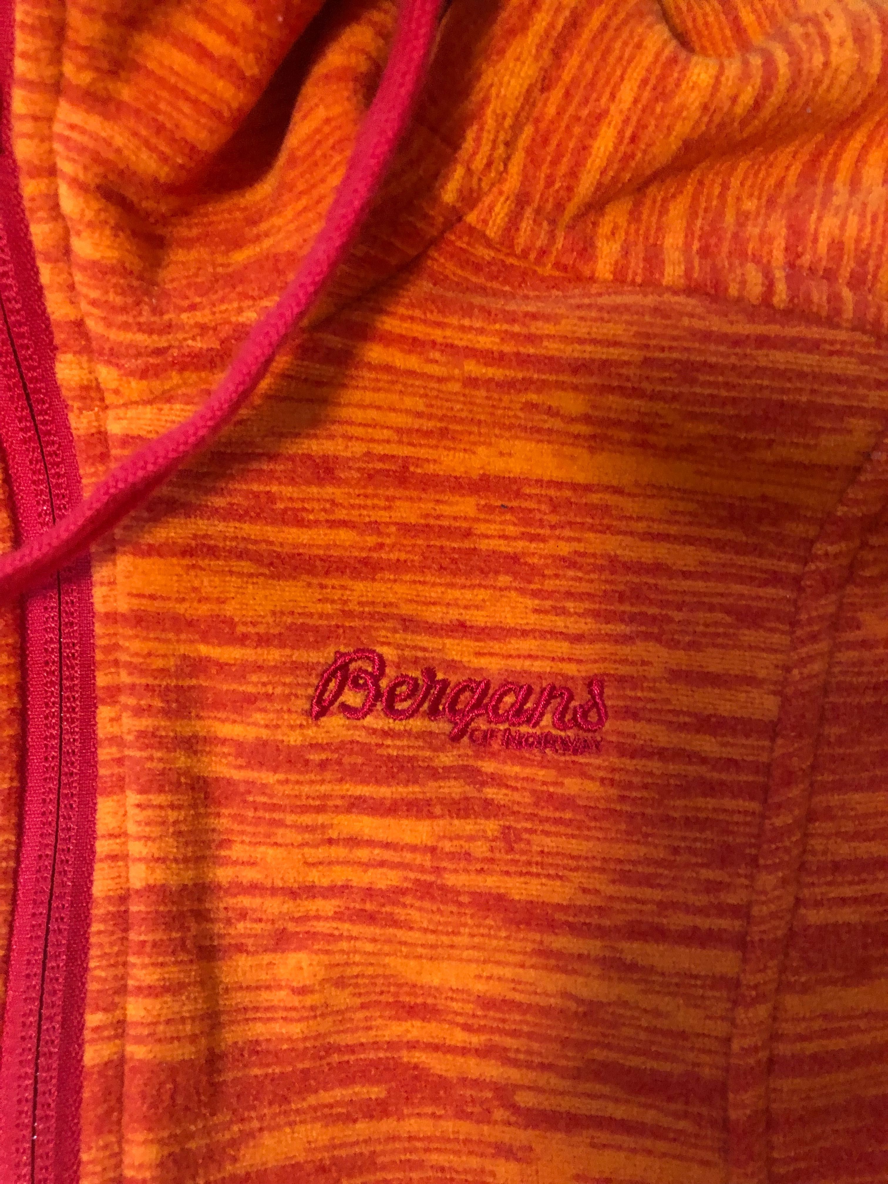 BERGANS OF NORWAY-polar impecabil, cu gluga pentru dame S