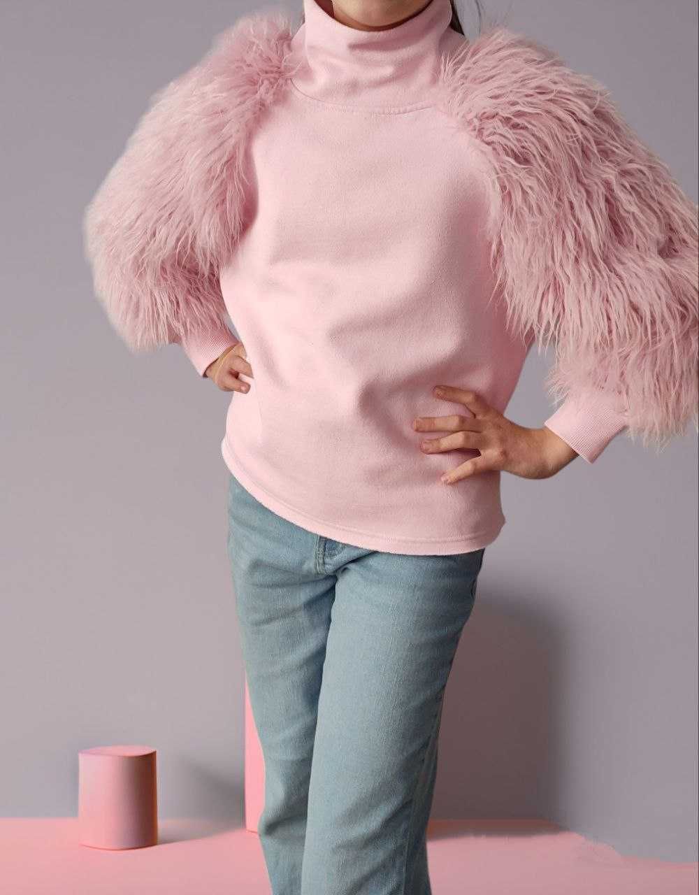 Уютен розов пуловер с дълга мъхеста козина United Colors Of Benetton
