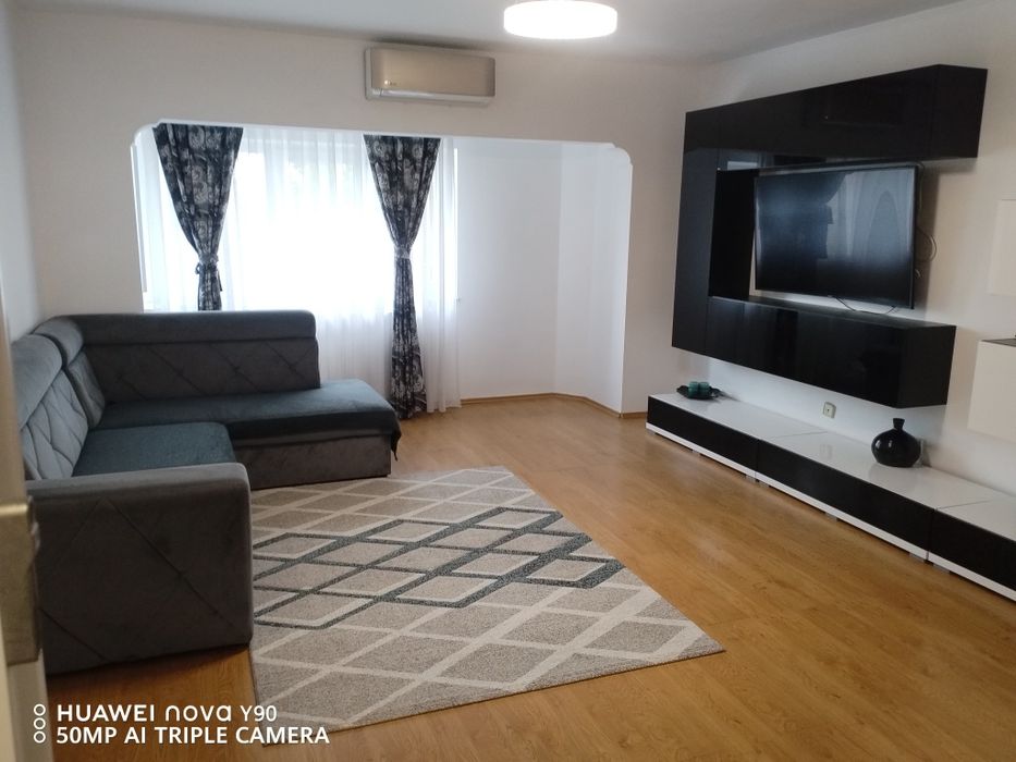 Inchiriez apartament