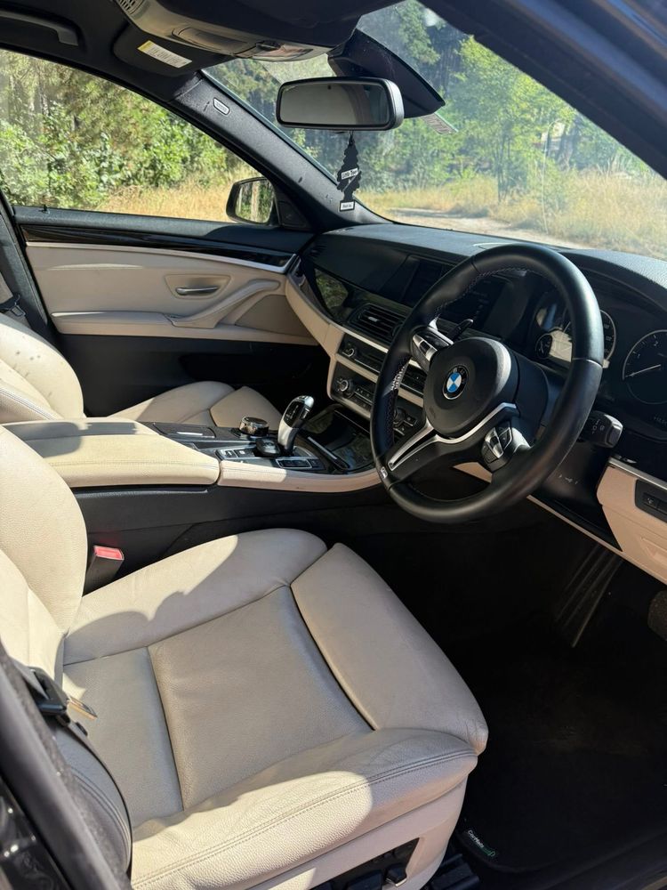 На части, BMW F10, 530D