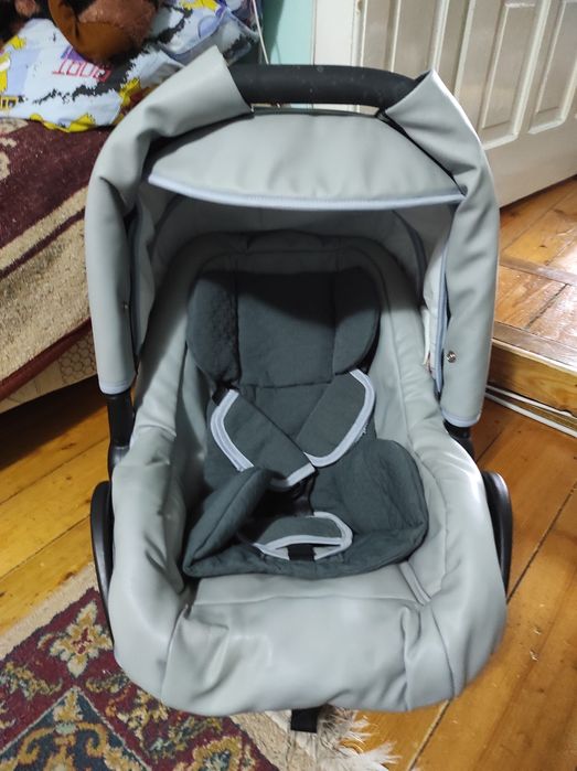 Cărucior gemeni  3 in 1