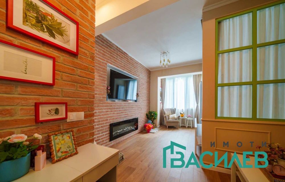 Продава се Двустаен апартамент в София, Център - 40 кв.м за 7225 €/кв.м - Снимка #1