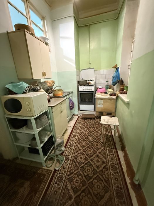 Продается квартира Юнусобадский район Бадомзар