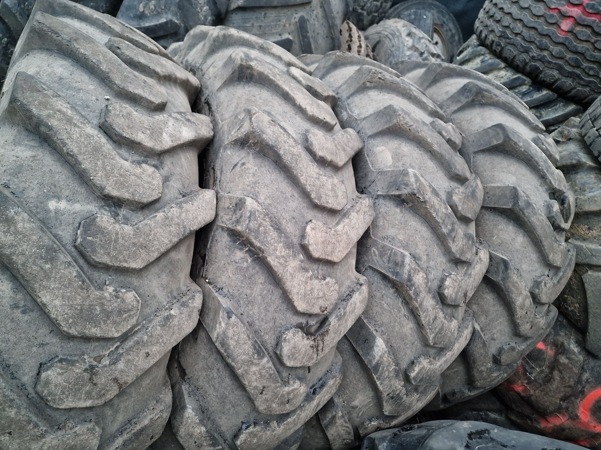 14.00-24 anvelope BKT, 16 ply