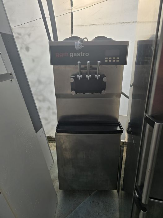 Mașină înghețată profesională GGM Gastro SEMB40 – 26-30 L/h, 220V,