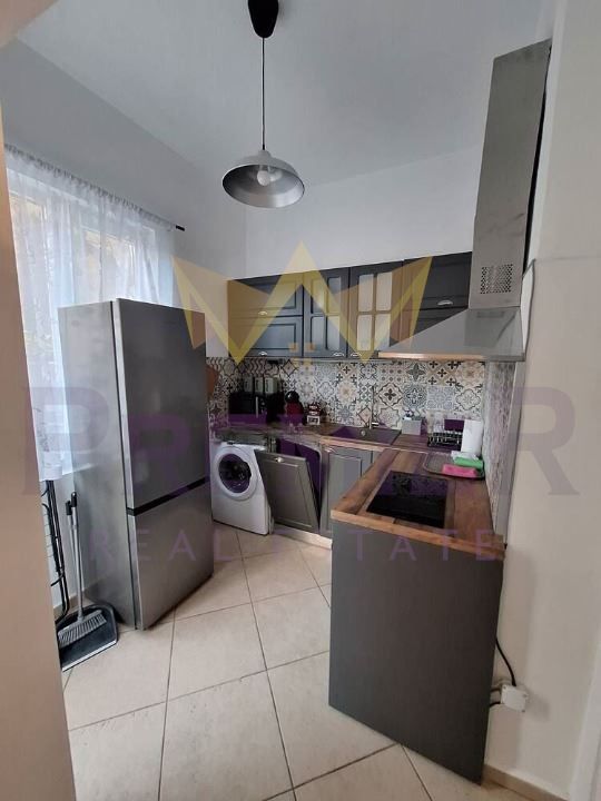 3-стаен в Варна-Широк център площ 105 цена 900