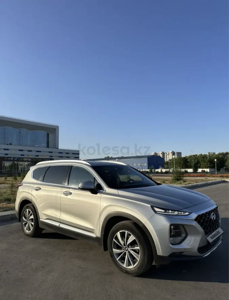 продам Hyundai SantaFe 2020 года