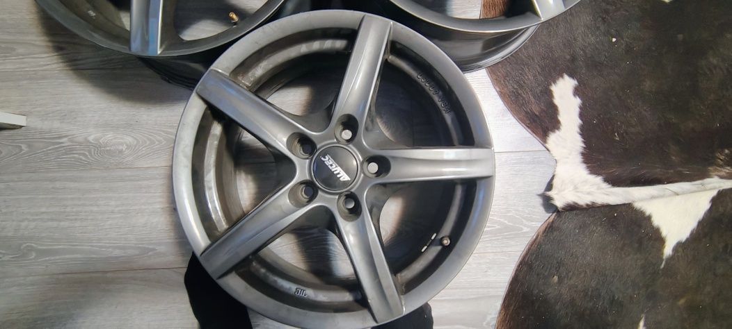 Set 4 jante Alutec R16 Ford 5x108