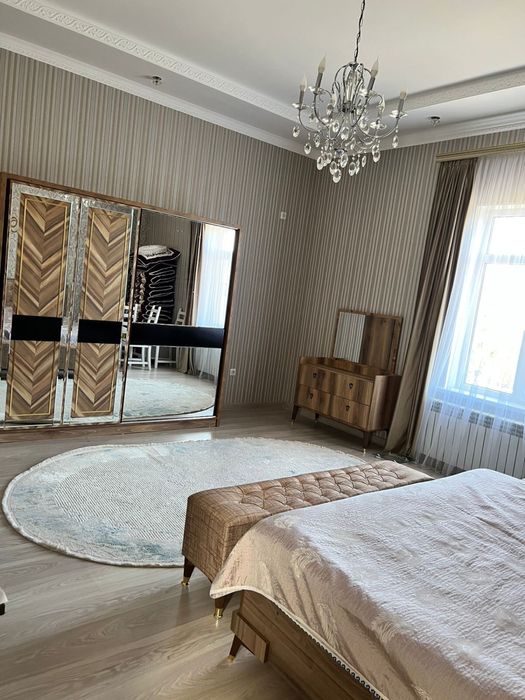 Шифоньер-шкаф в отличном состоянии, торг