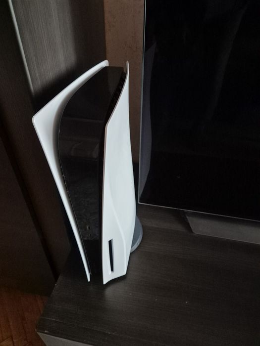 PlayStation 5 диск версия + 2 игри