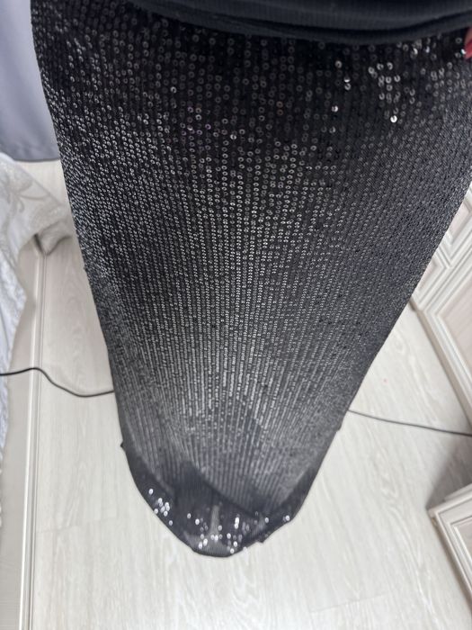 Юбка в пайетках