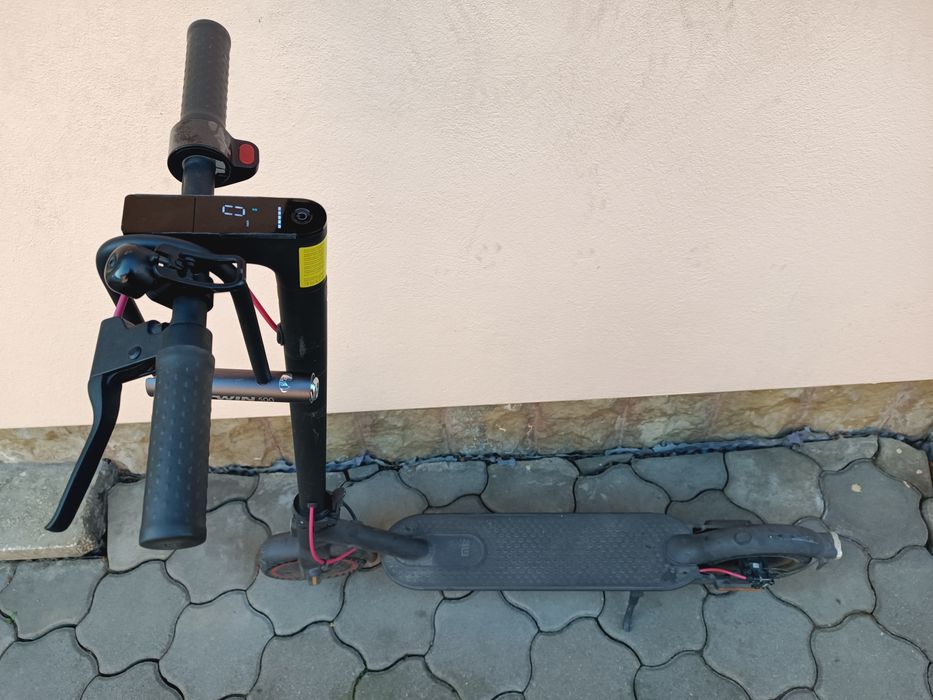 Trotineta electrica Xiaomi Mi 2 pro