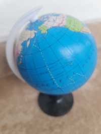 glob geografic din plastic