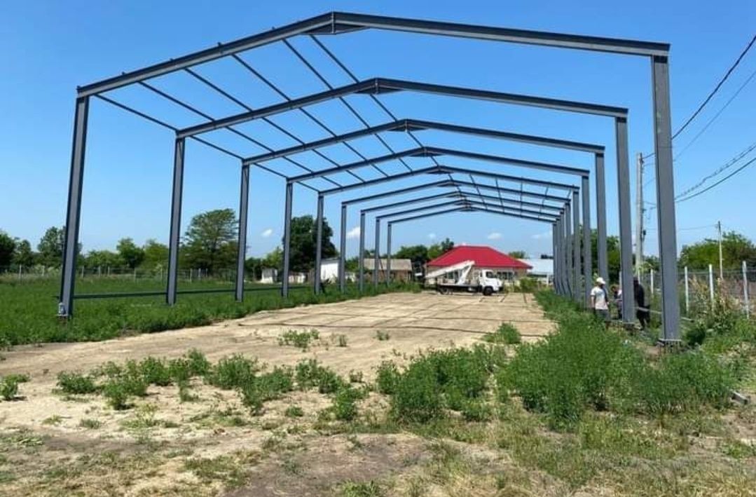 Vând Hale structuri metalice sunt confecționate din profile ipe