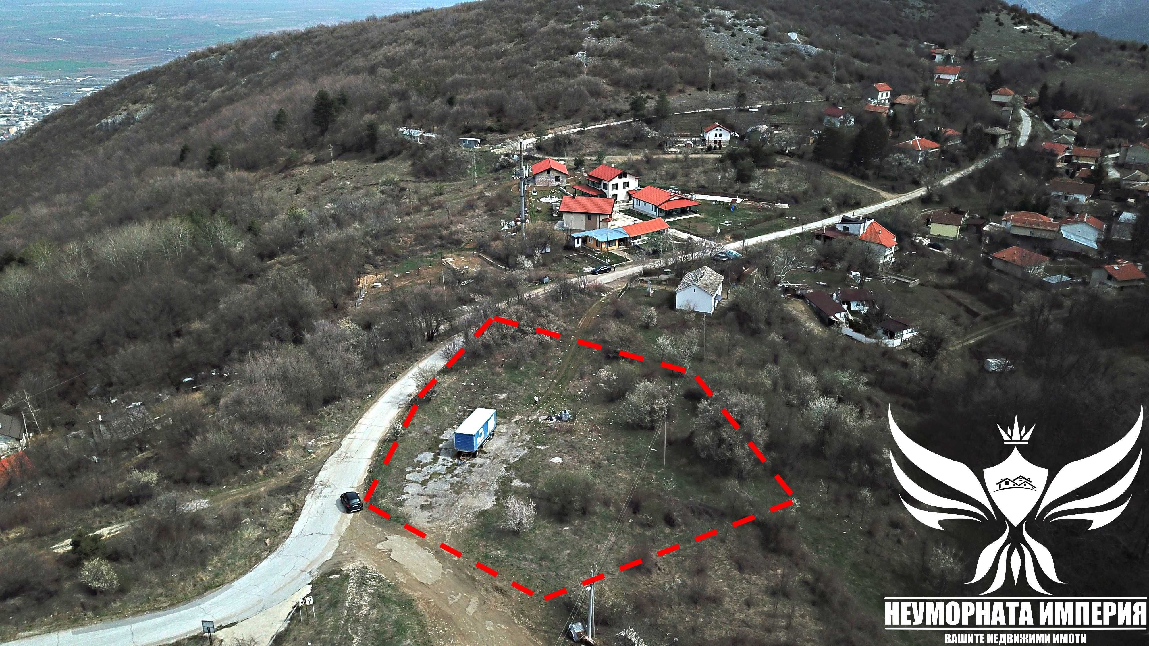 Продавам парцел УПИ 2160кв село Лясково общ.Асеновград на първа линия