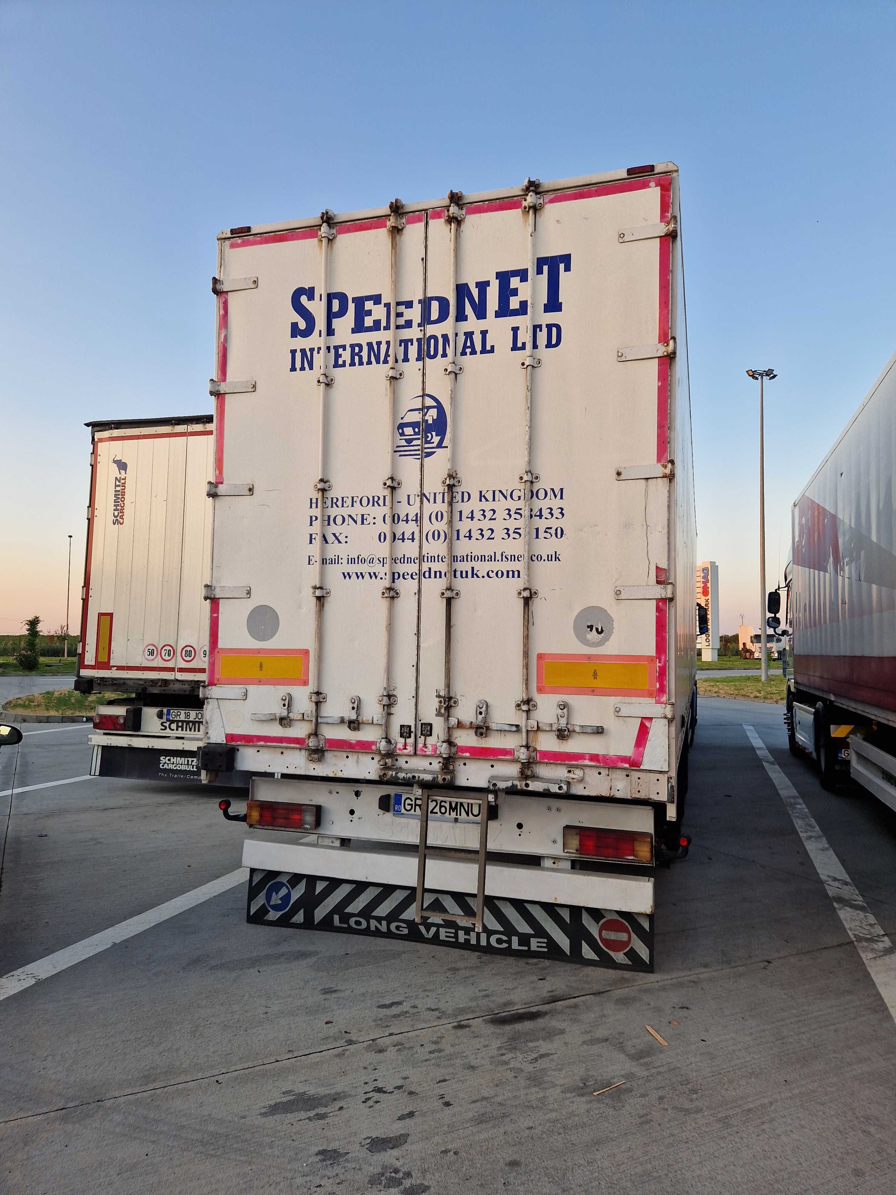 Semiremorca Schmitz