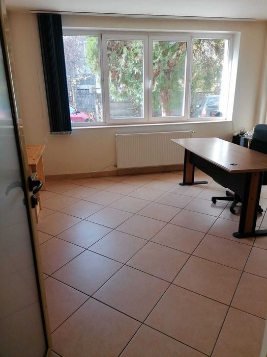 Birou "La Cheie"–Spațiu Tip Apartament la Parter cu Intrare din Stradă